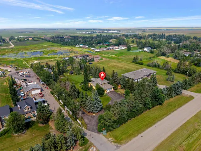 280140 Township Road 241A  