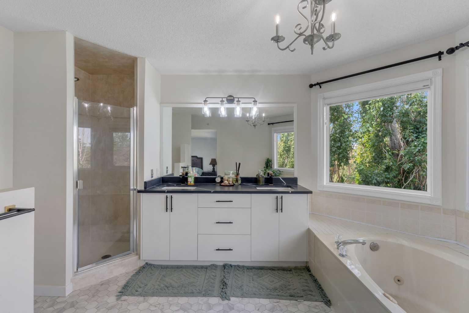 280140 Township Road 241A  