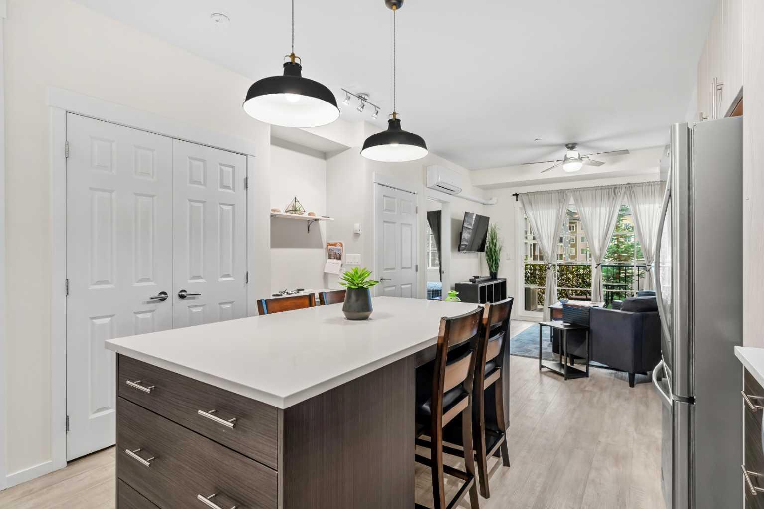 6216, 151 Legacy Main Street SE