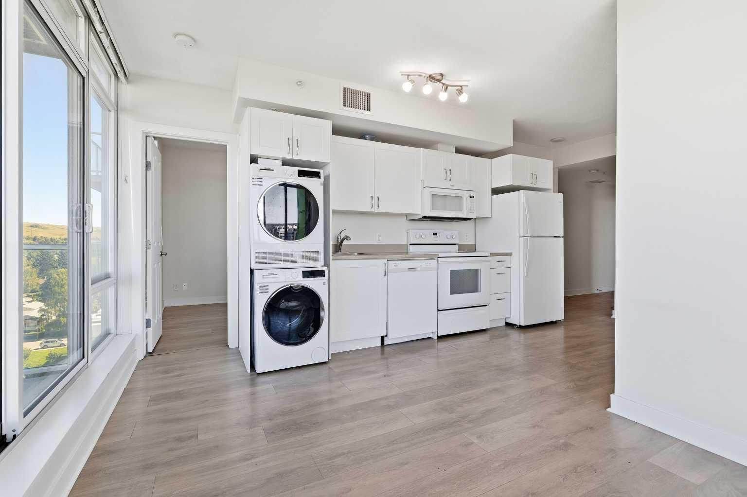 713, 30 Brentwood Common NW
