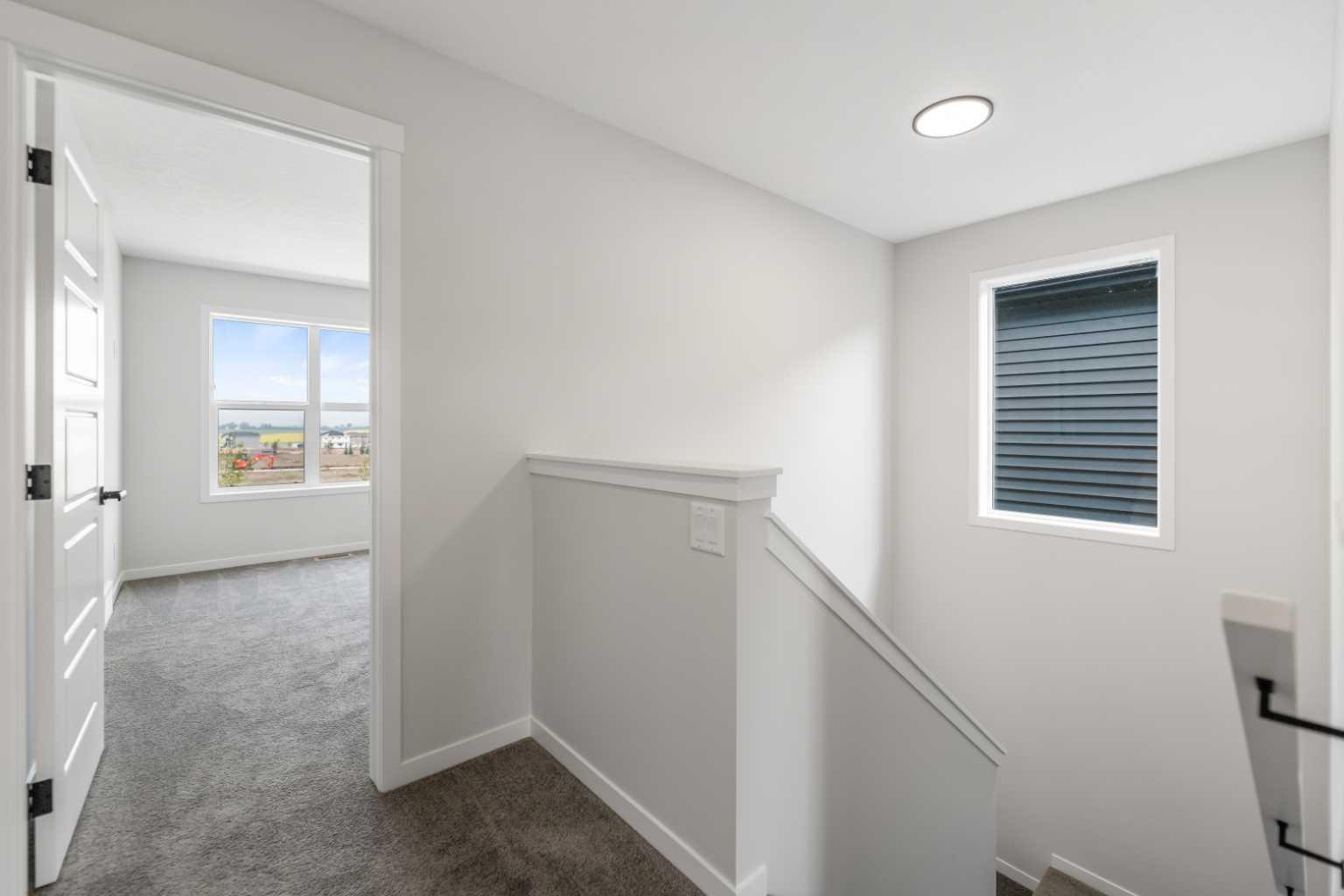 247 Lucas Gate NW