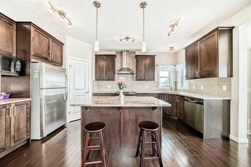 12 Kincora Mews NW