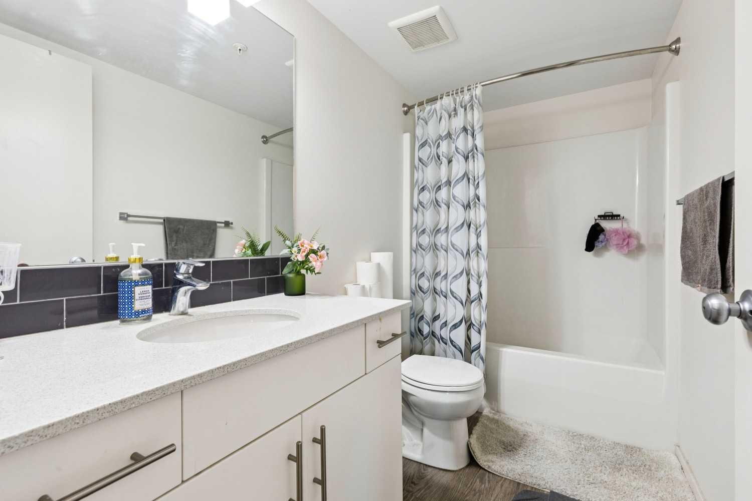 2115, 181 Skyview Ranch Manor NE