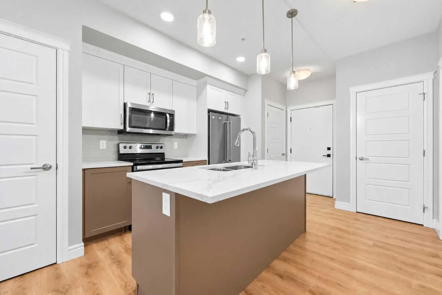 211, 19661 40 Street SE