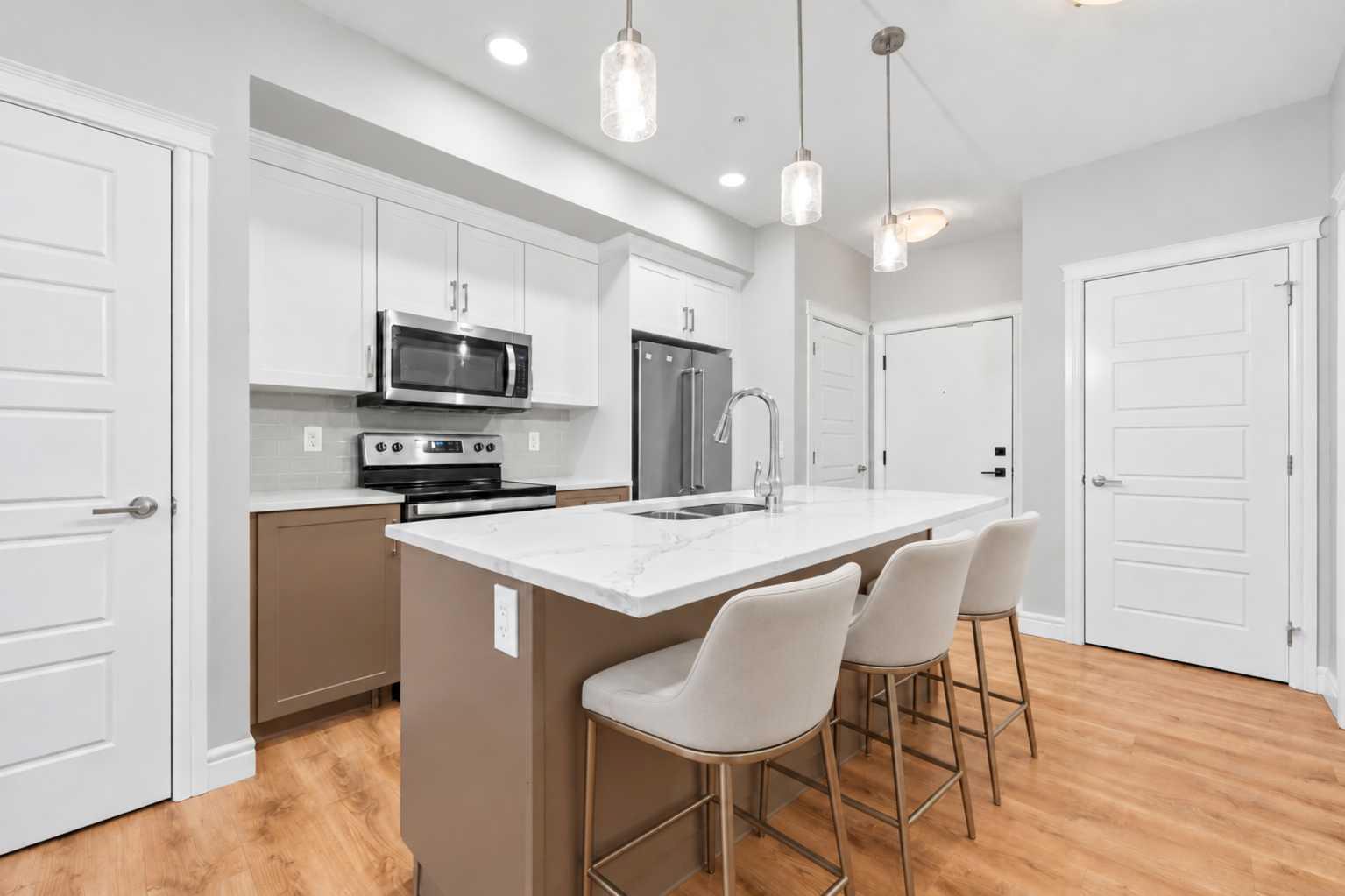 211, 19661 40 Street SE