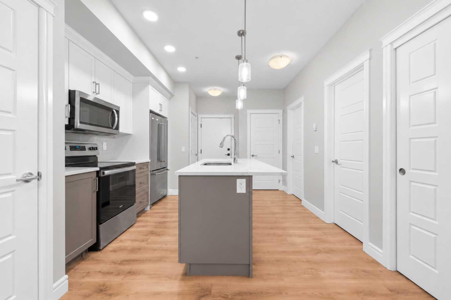 211, 19661 40 Street SE