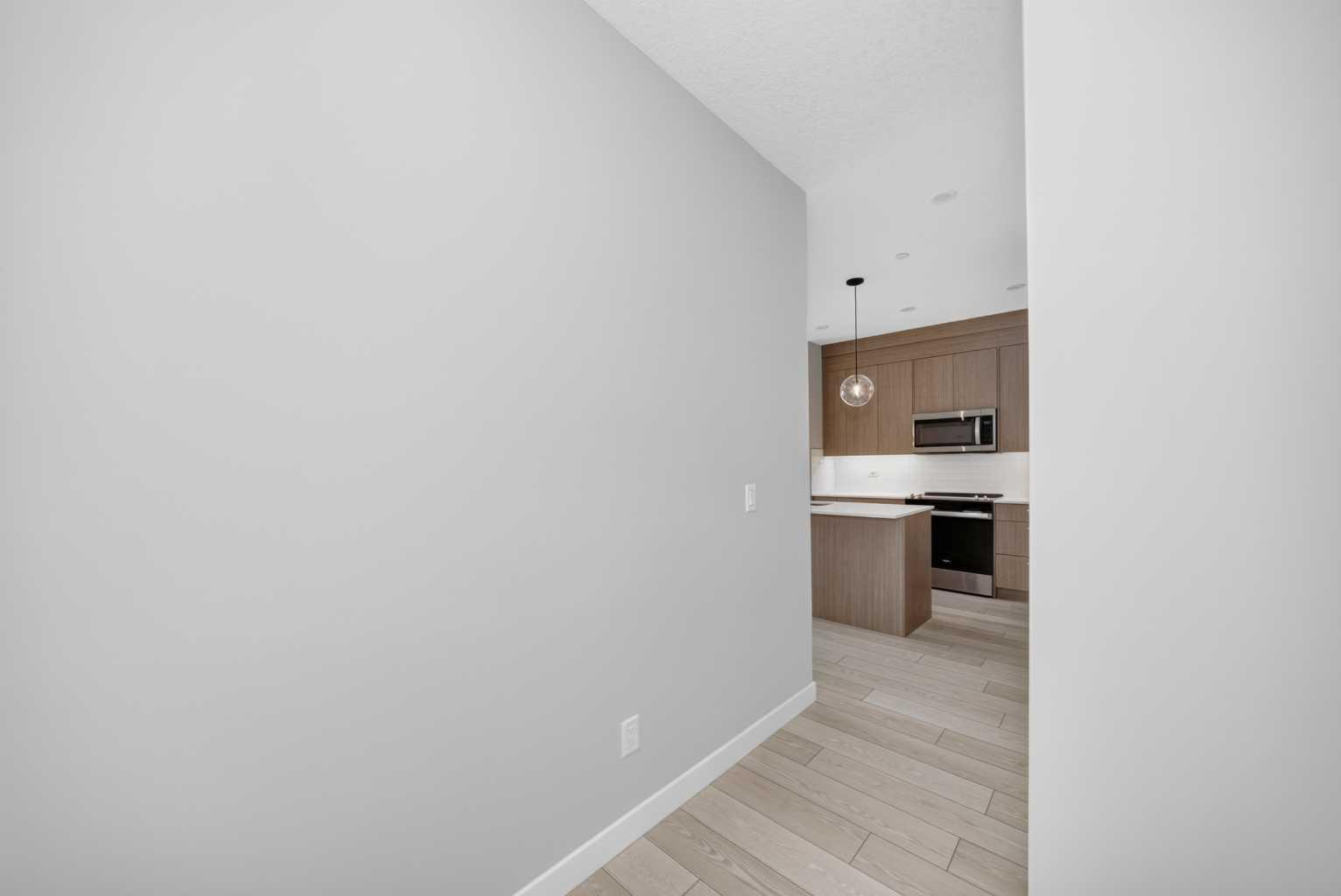 2110, 6 Merganser Drive W
