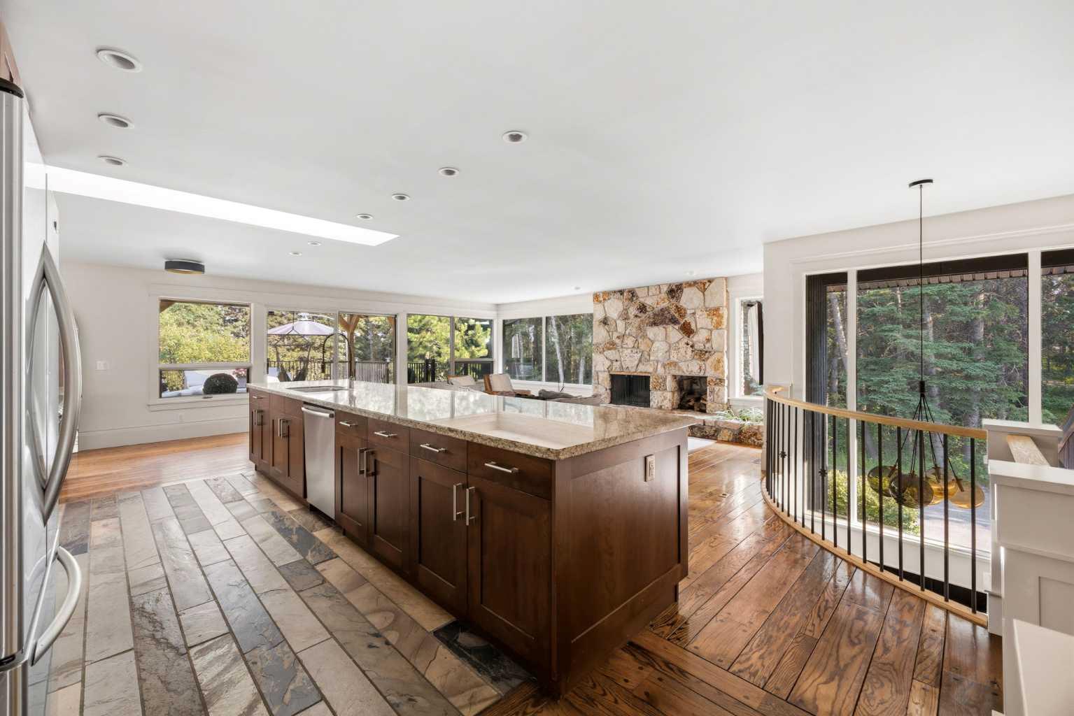 15 Elbow River Point 