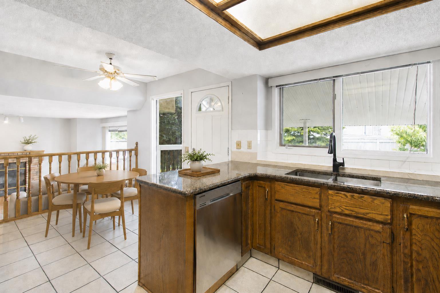 32 Del Rio Place NE