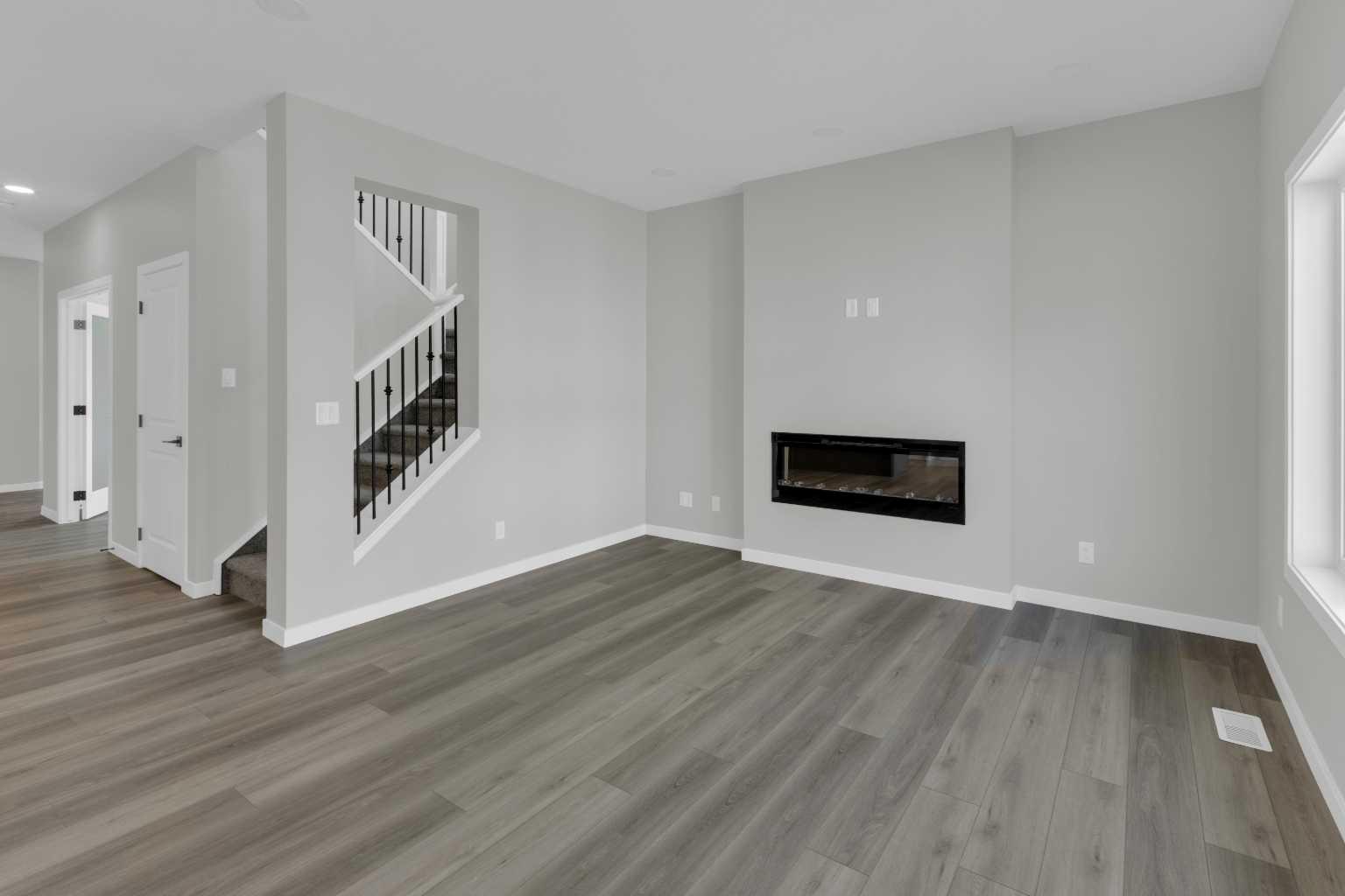 172 Starling Place NW