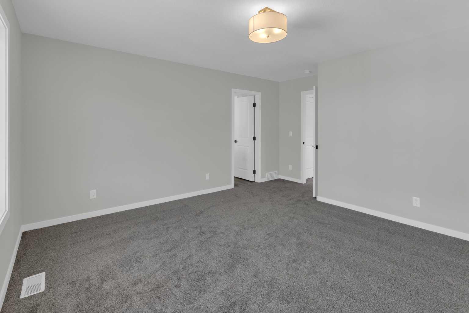 172 Starling Place NW