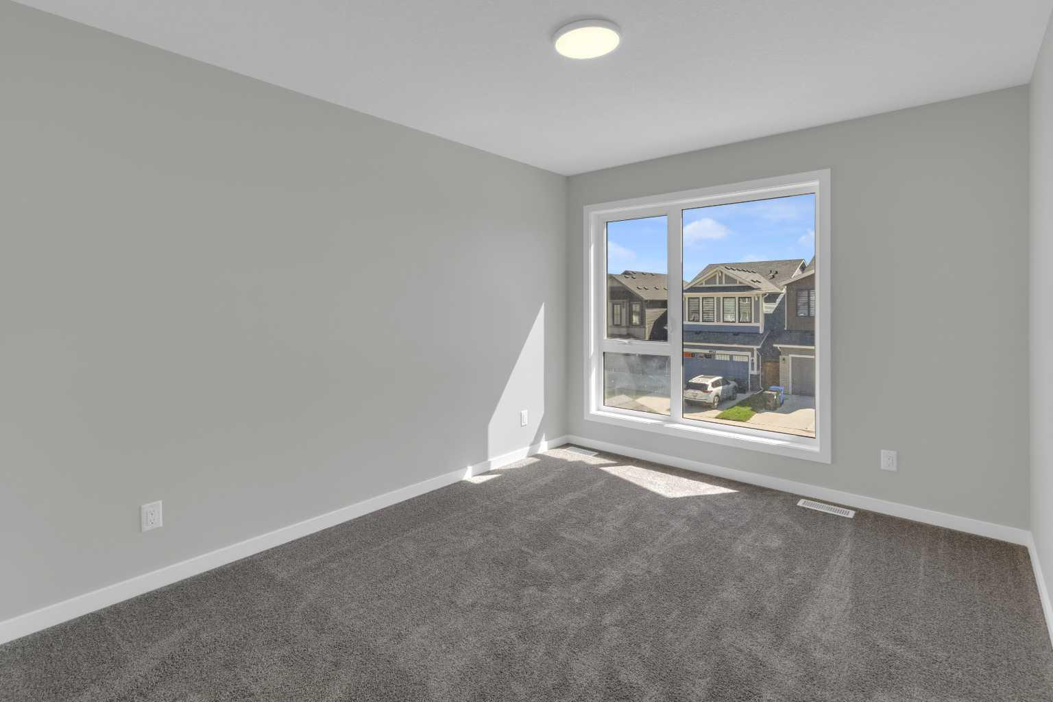 172 Starling Place NW