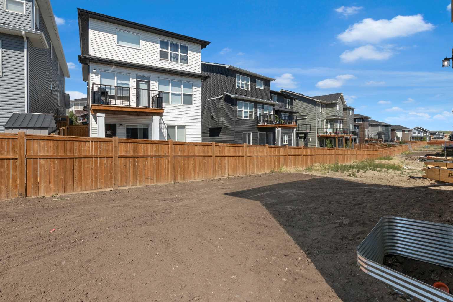 172 Starling Place NW