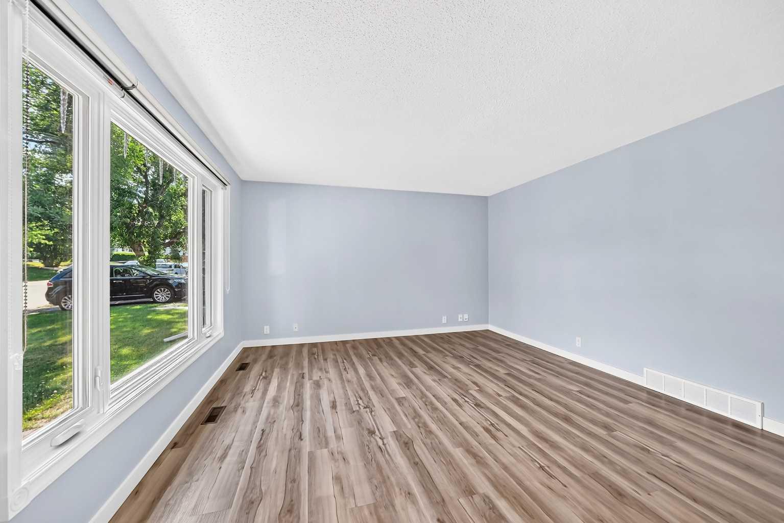32 Macewan Park Link NW
