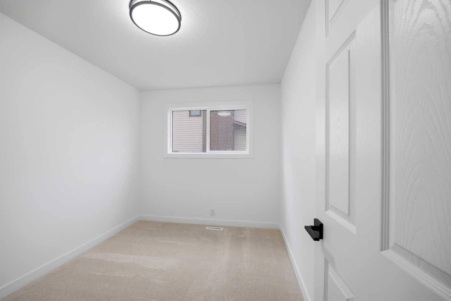 300 Edgehill Drive NW