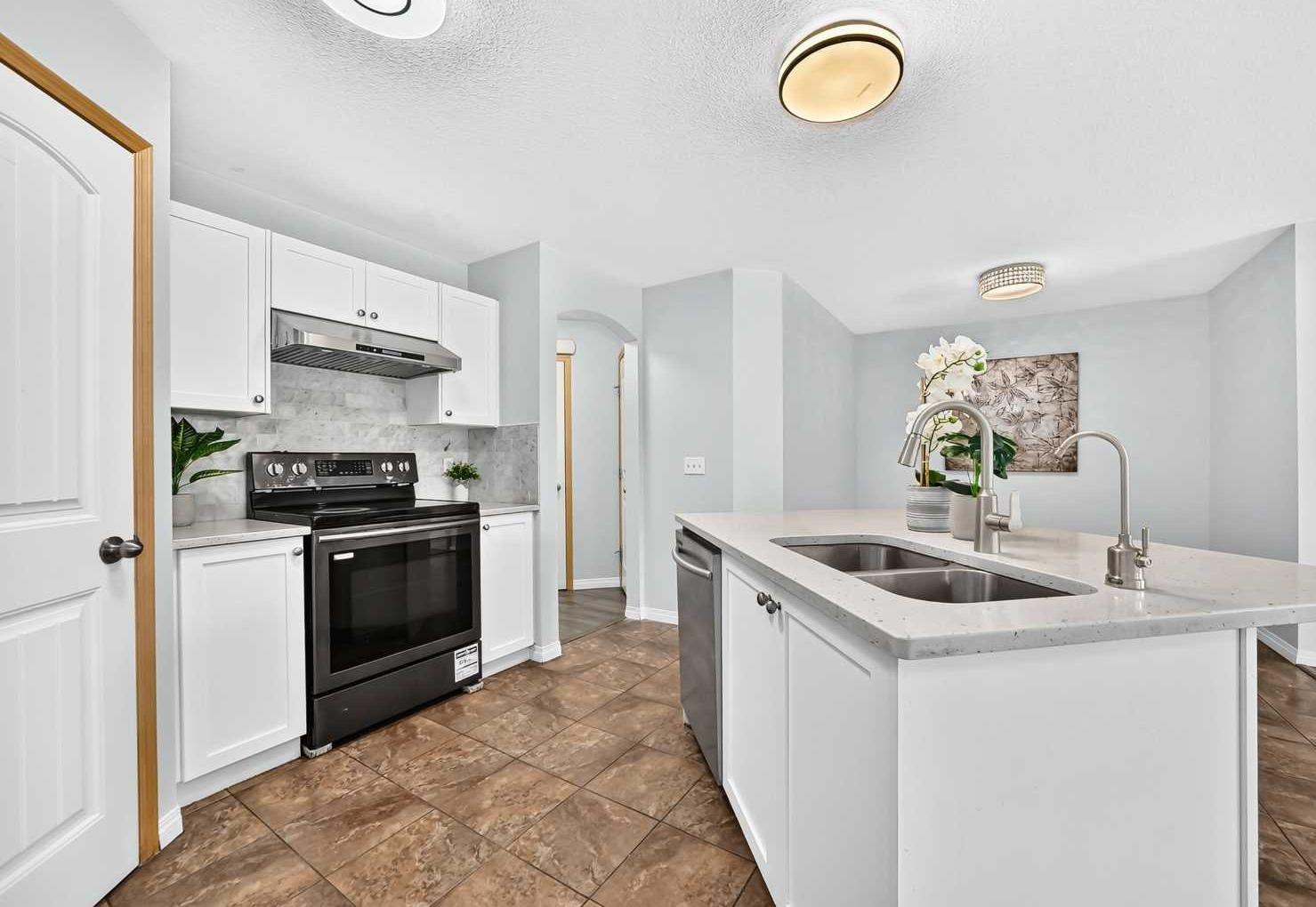 103, 160 Panatella Landing NW
