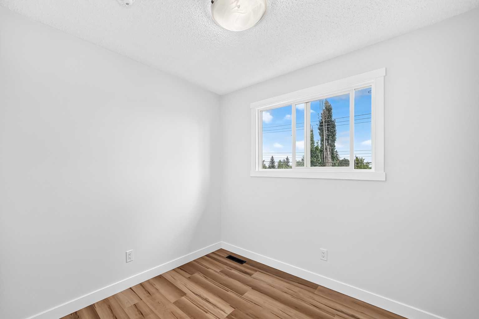 34, 9908 Bonaventure Drive SE
