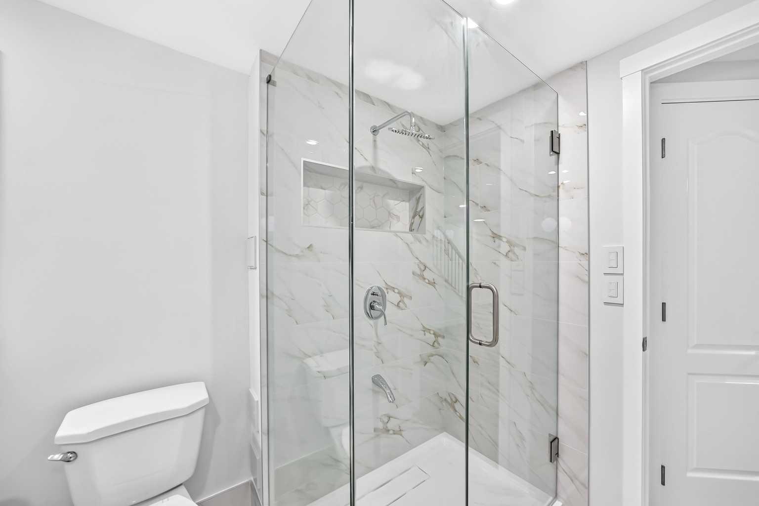 34, 9908 Bonaventure Drive SE
