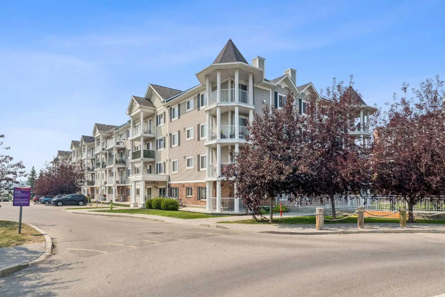 3407, 10 Country Village Park NE