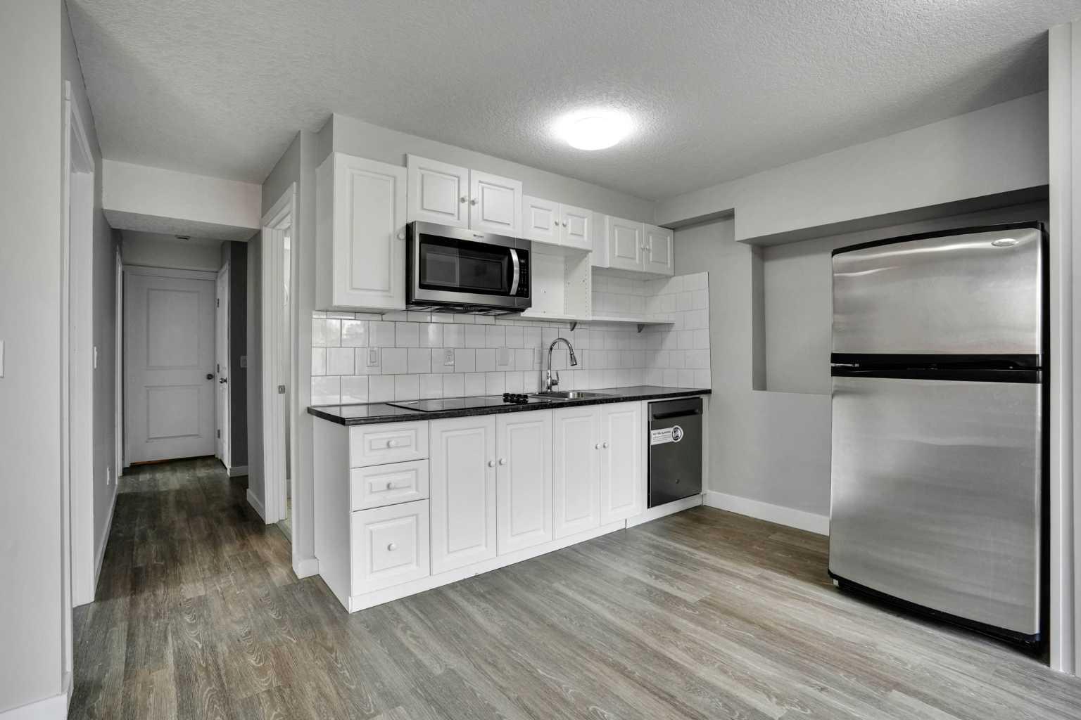 368 Nolanhurst Crescent NW