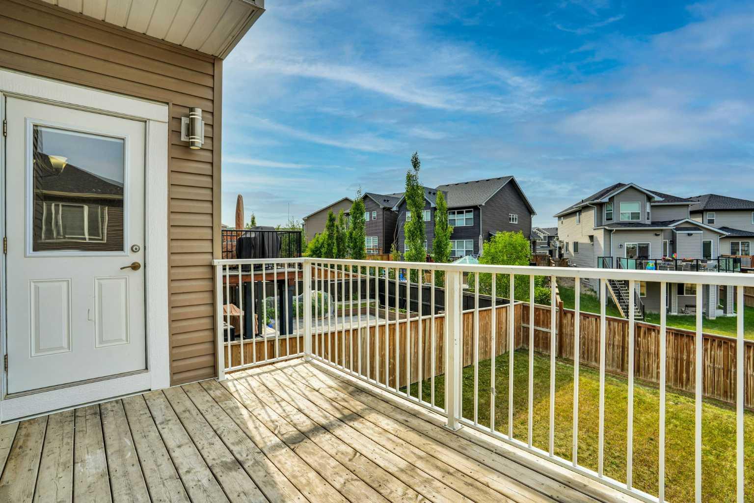 368 Nolanhurst Crescent NW