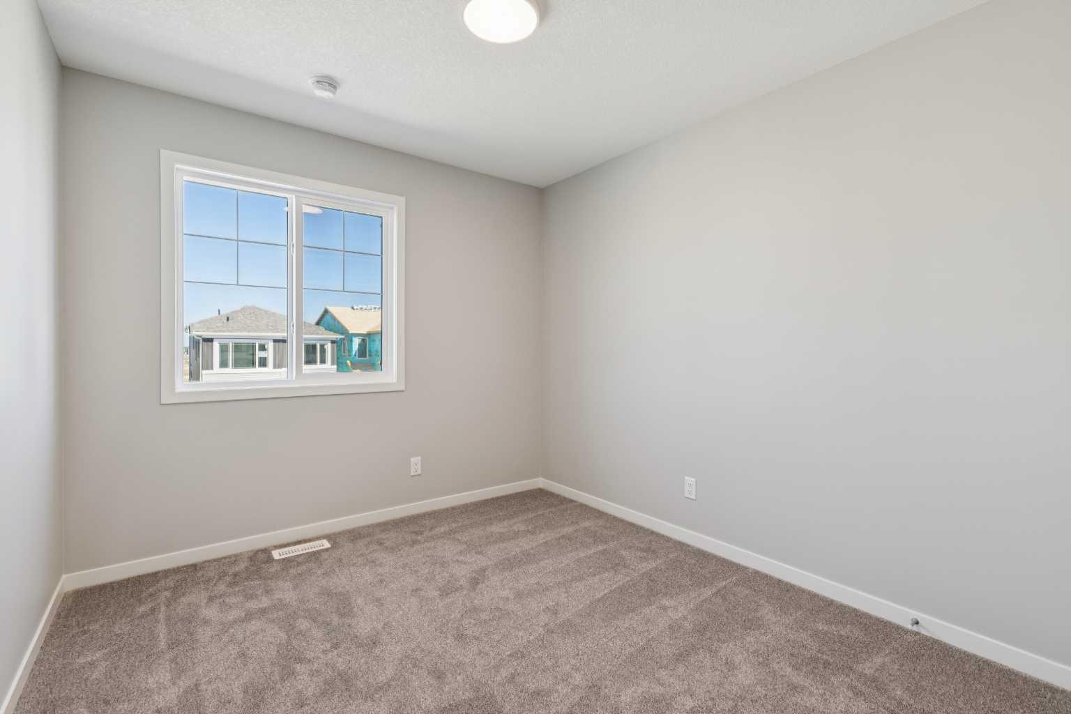 471 Hotchkiss Manor SE