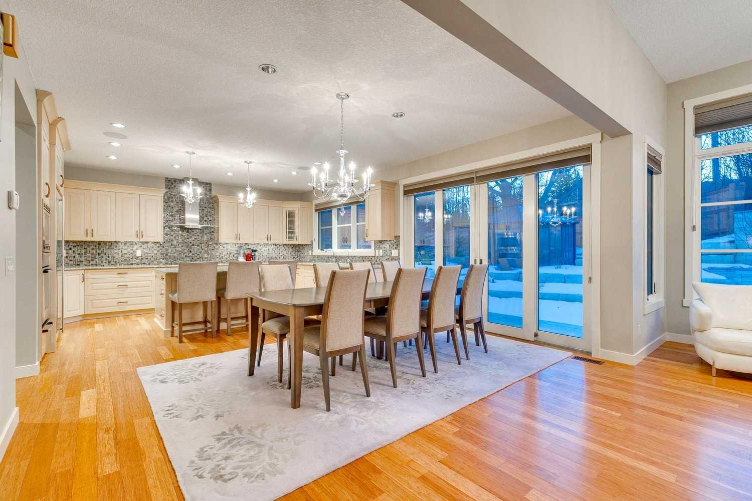 215 Patton Court SW
