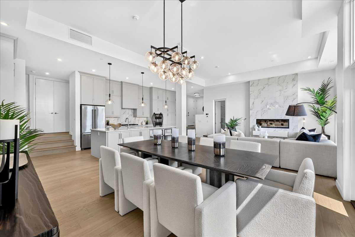 102, 150 Marina Cove SE