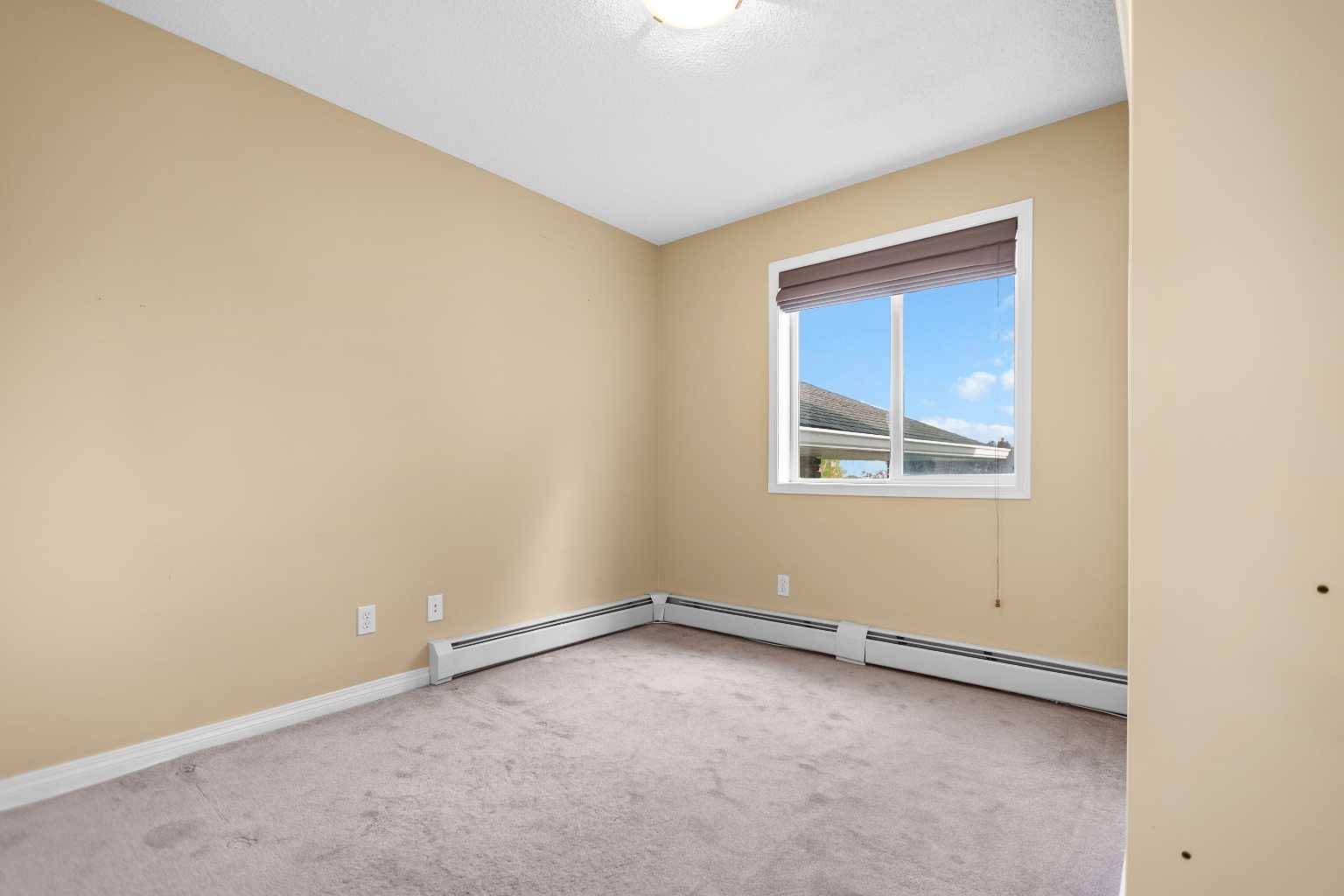 201, 20 Country Hills View NW