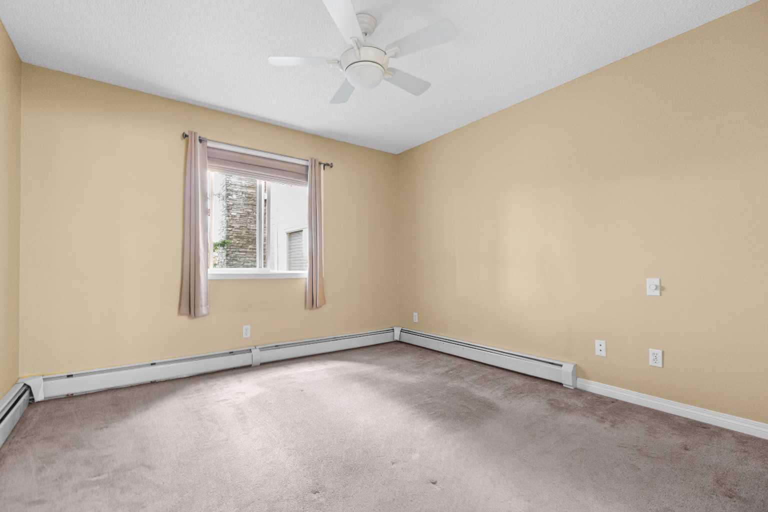 201, 20 Country Hills View NW