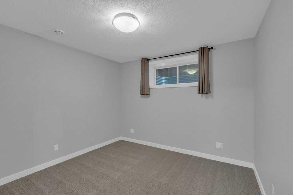 137 Willow Park 