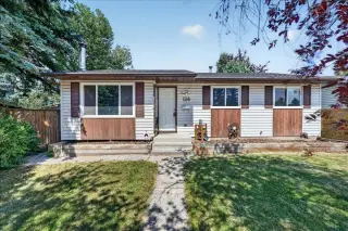 136 Templeview Place NE