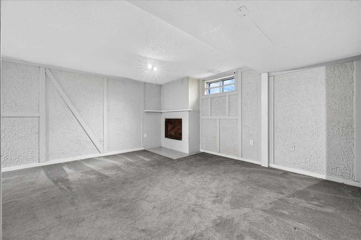 136 Templeview Place NE