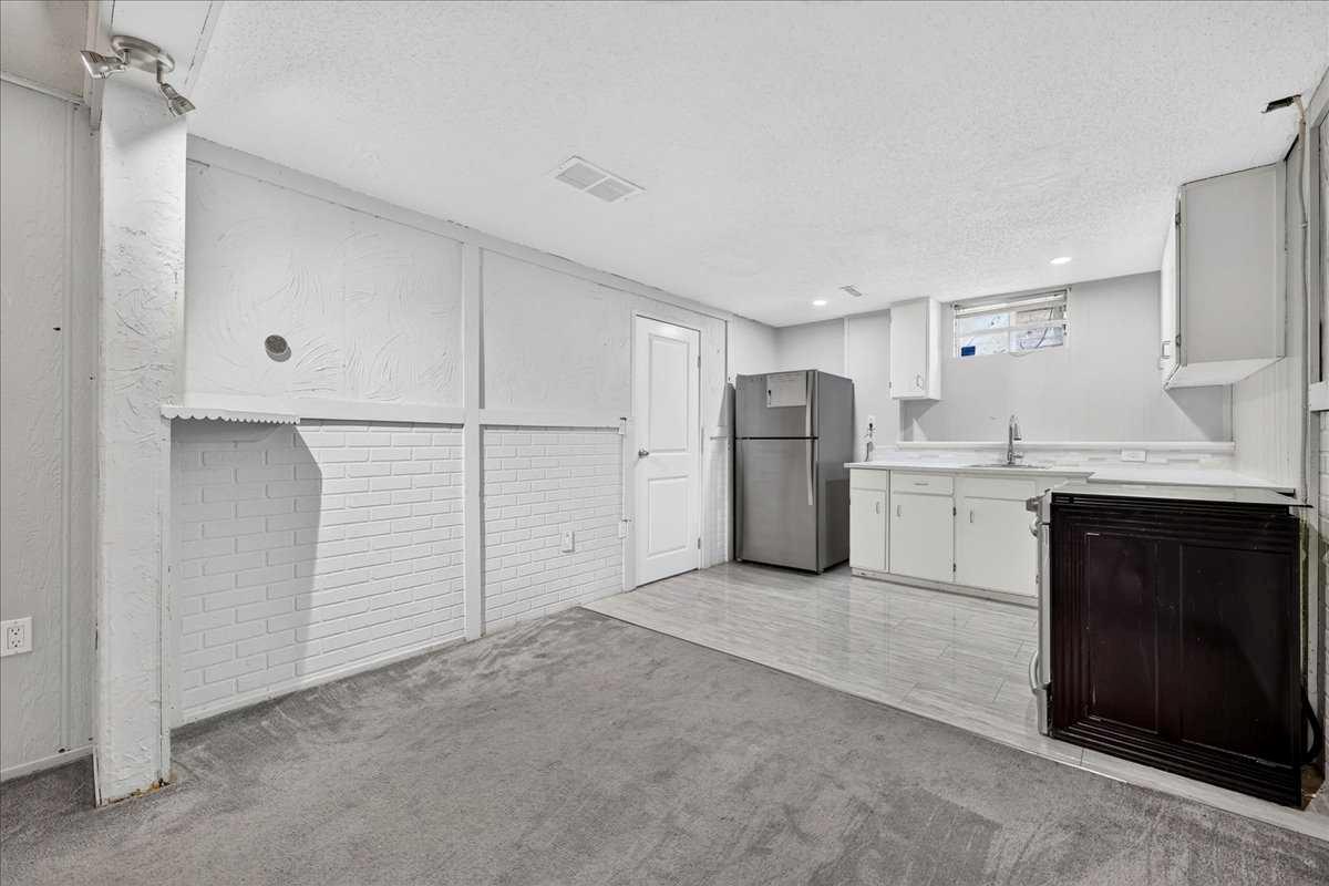 136 Templeview Place NE
