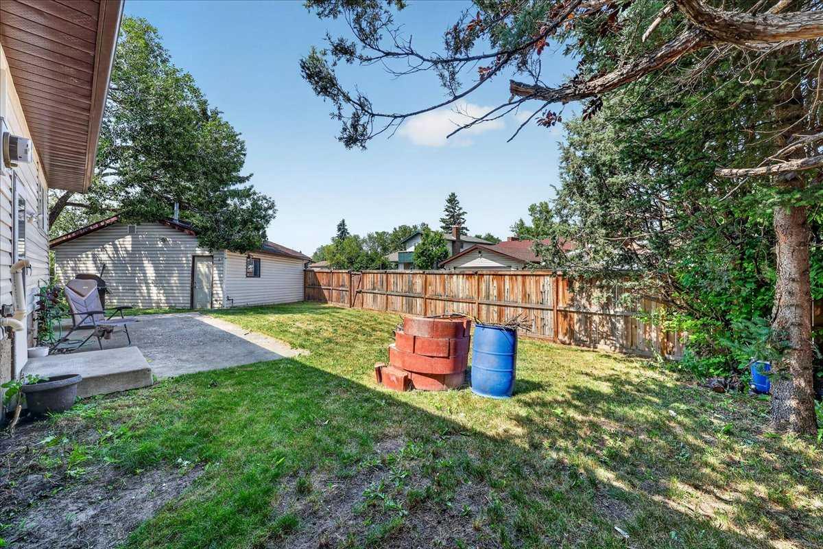 136 Templeview Place NE