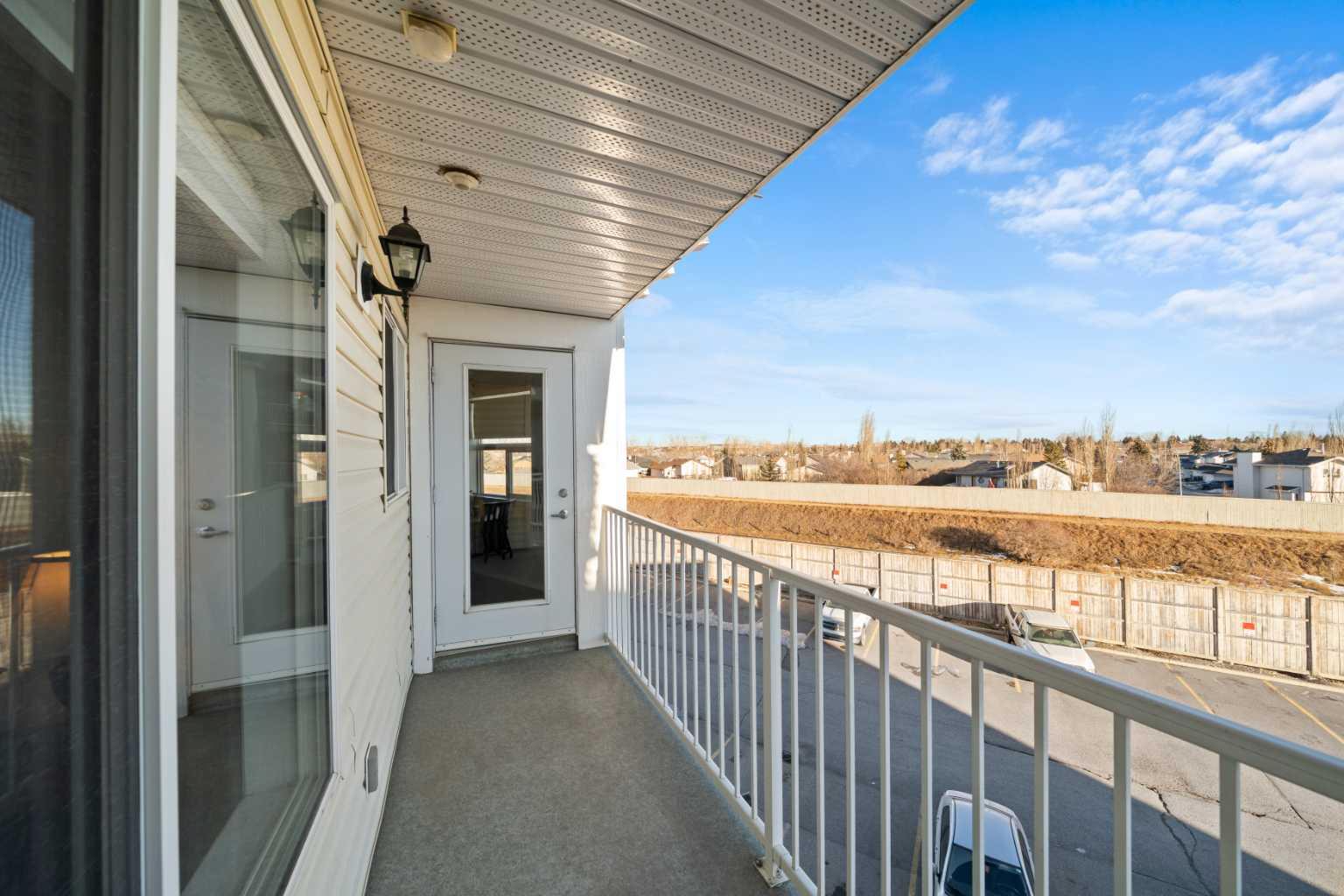 2321, 700 Willowbrook Road NW