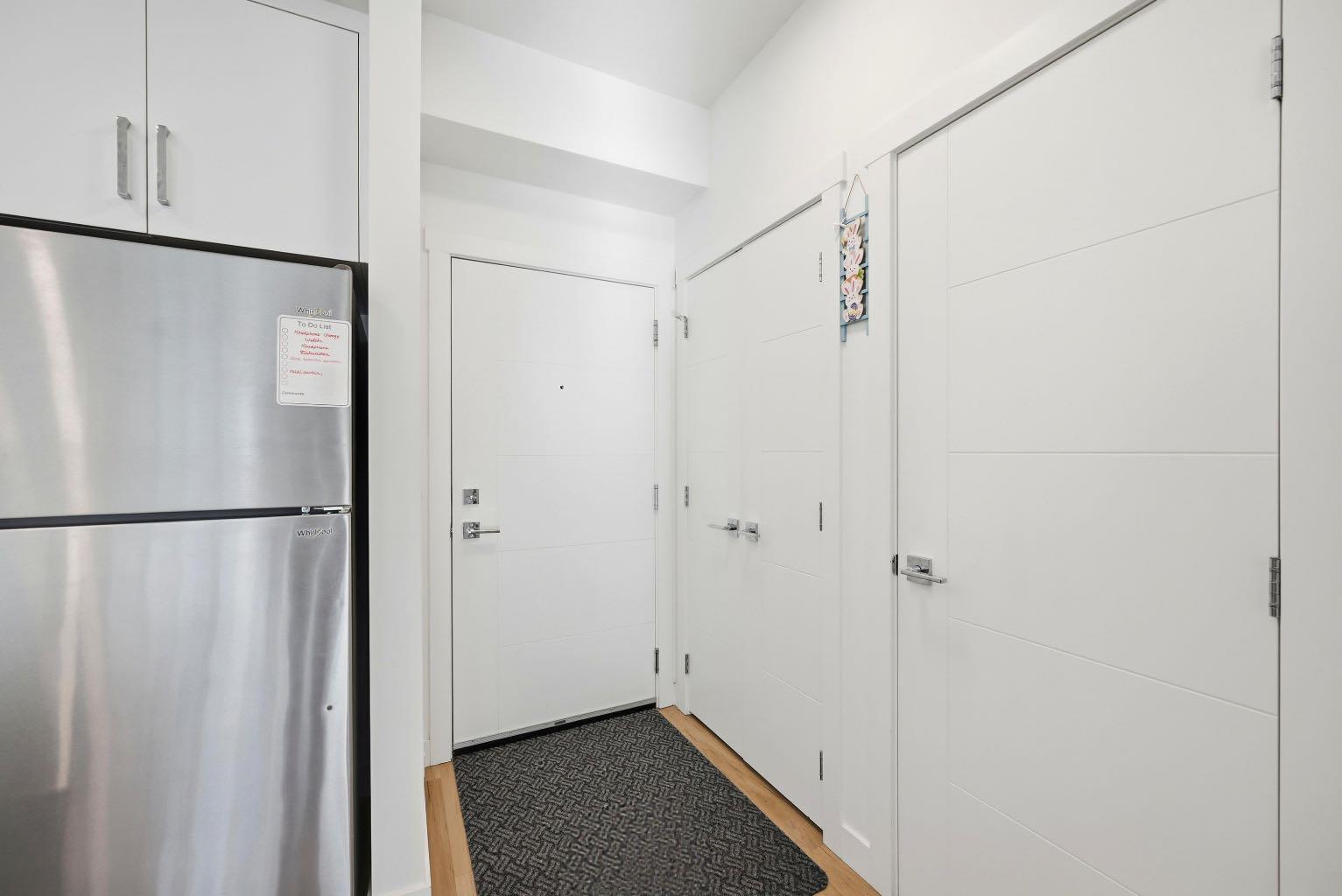 2216, 151 Skyview Bay NE