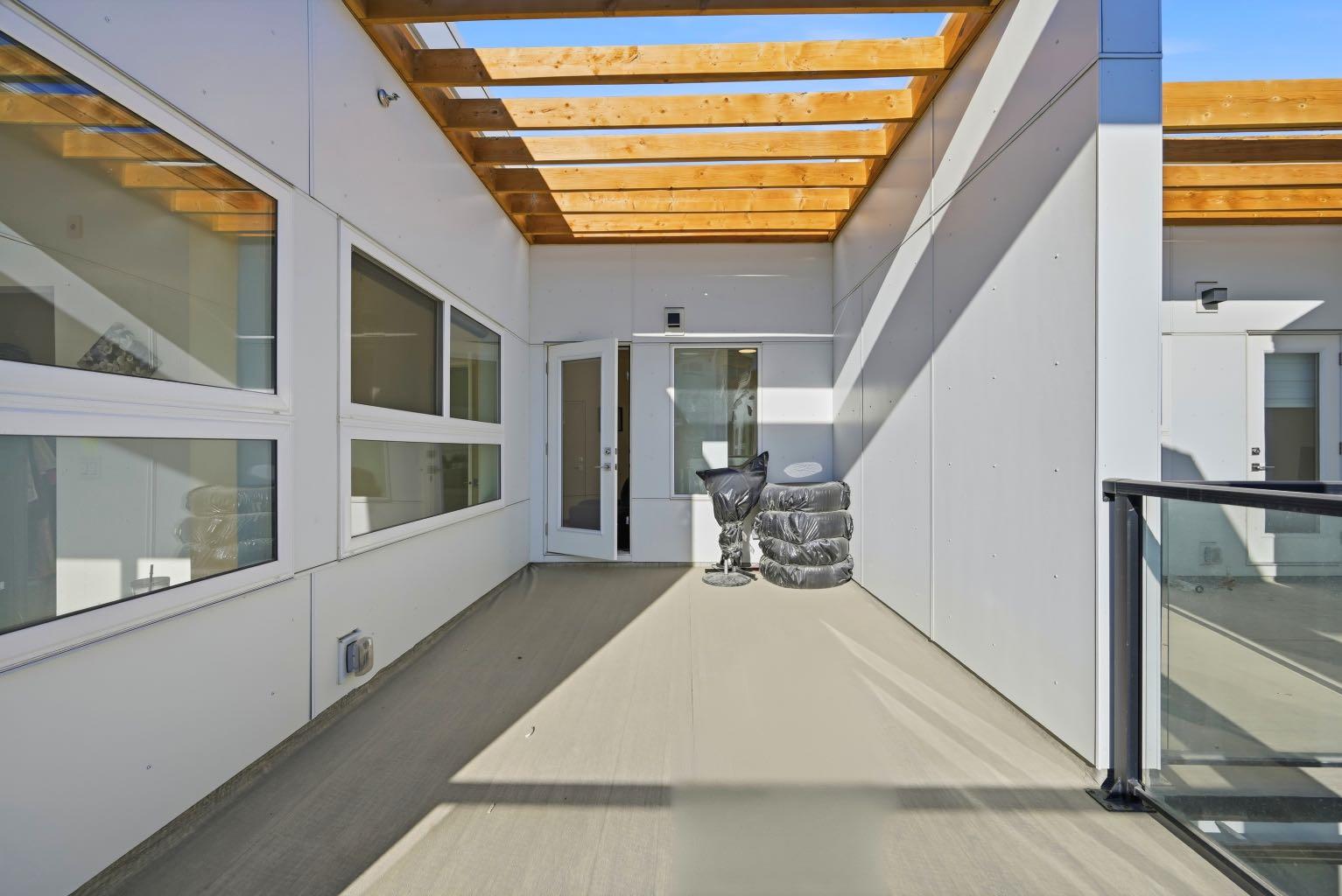 2216, 151 Skyview Bay NE