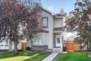 155 Tarington Green NE