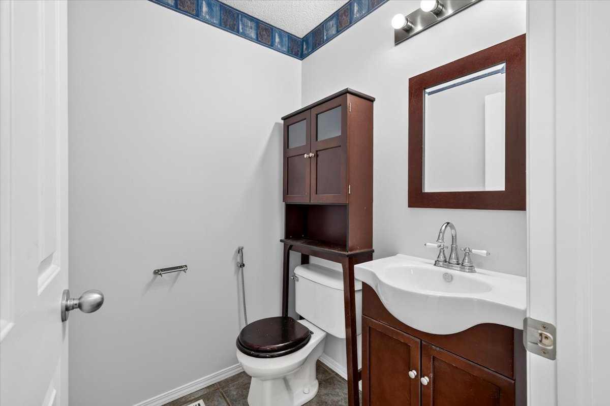 155 Tarington Green NE