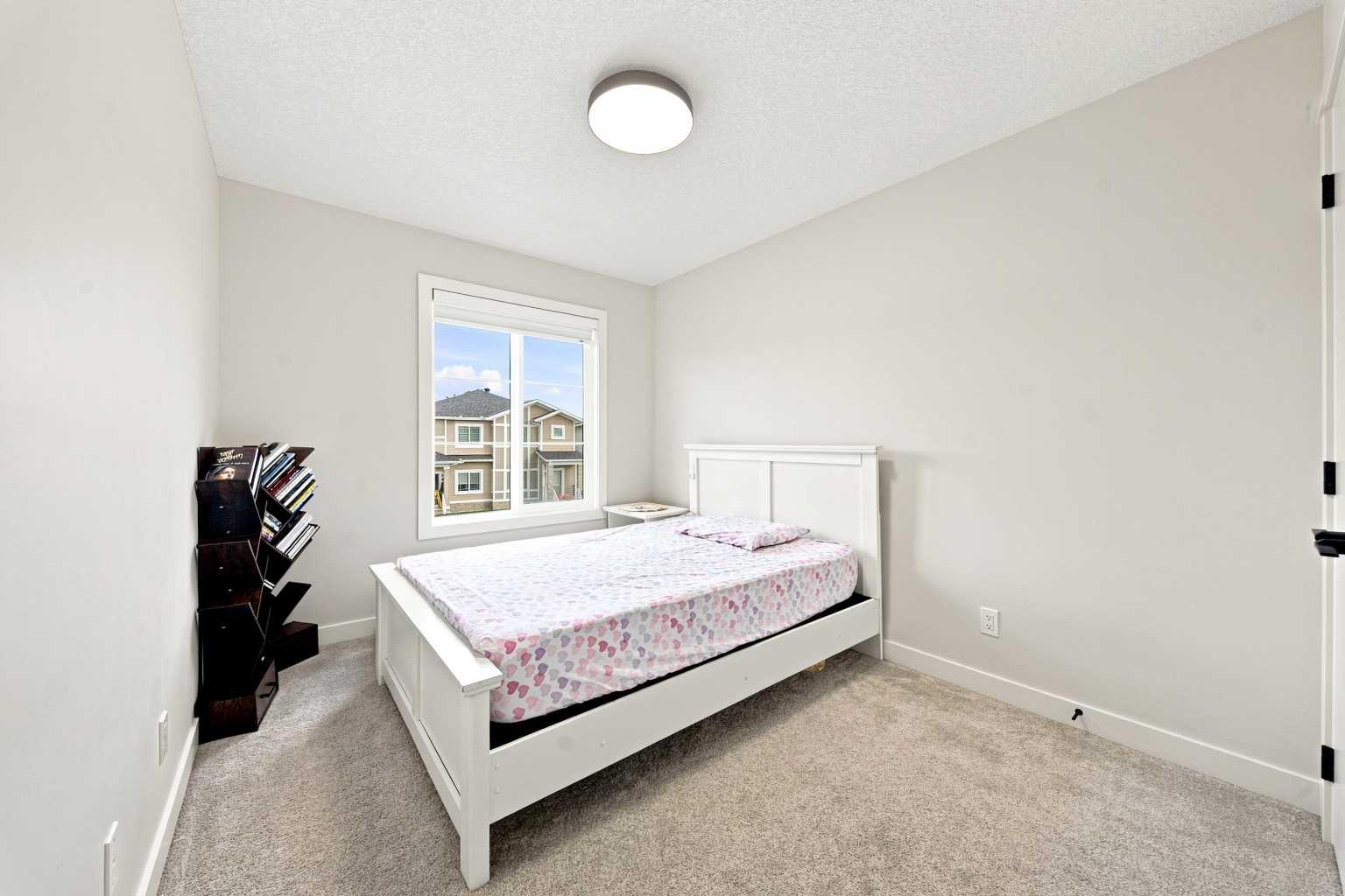 303 Cornerbrook Drive NE