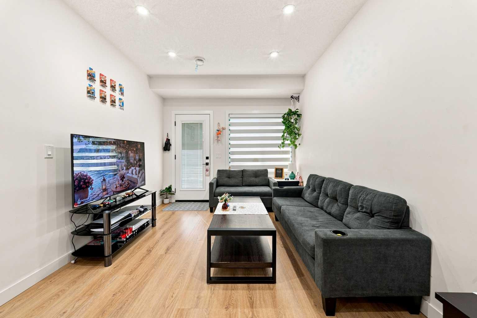 303 Cornerbrook Drive NE