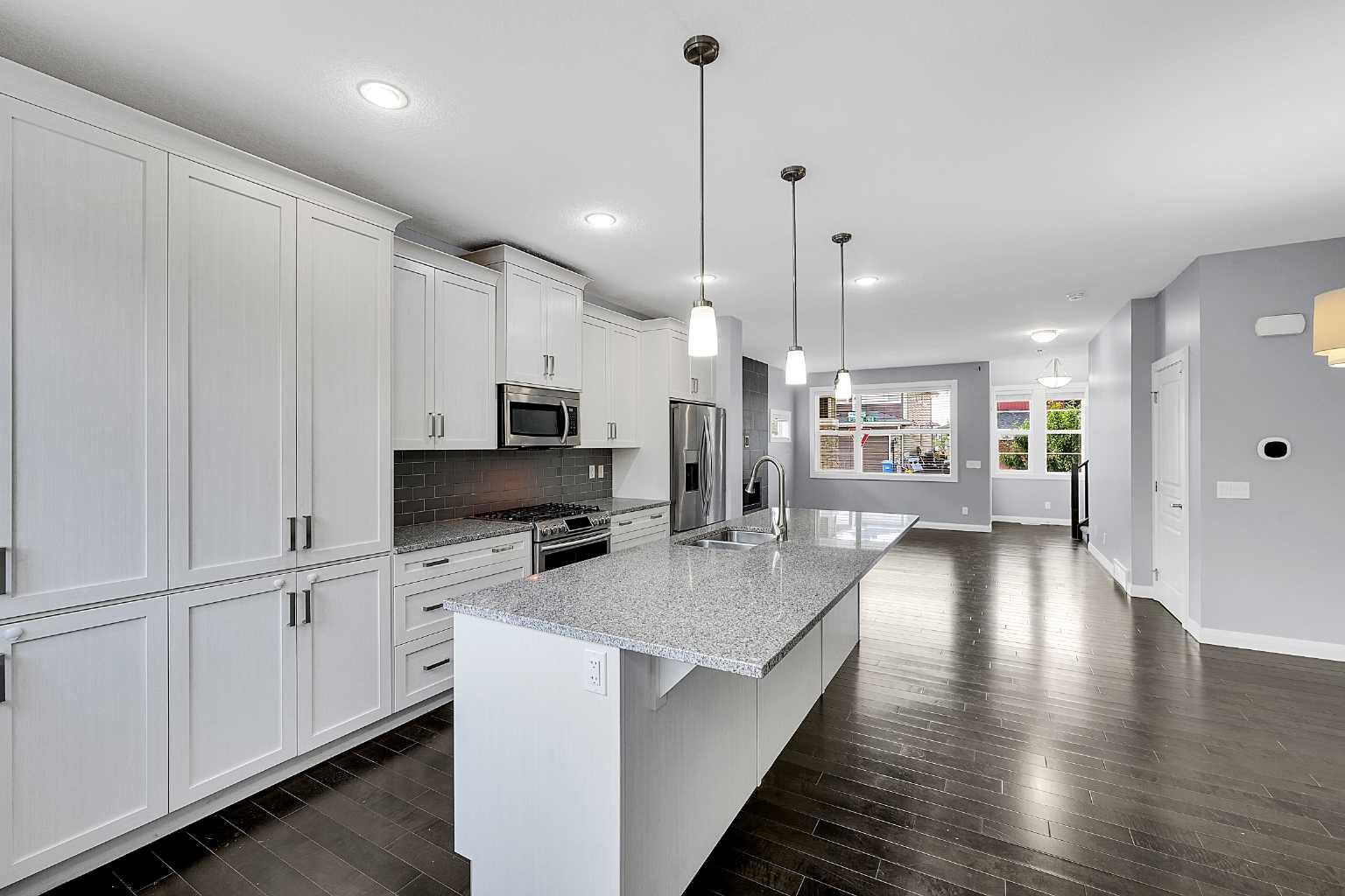 95 Redstone Park NE