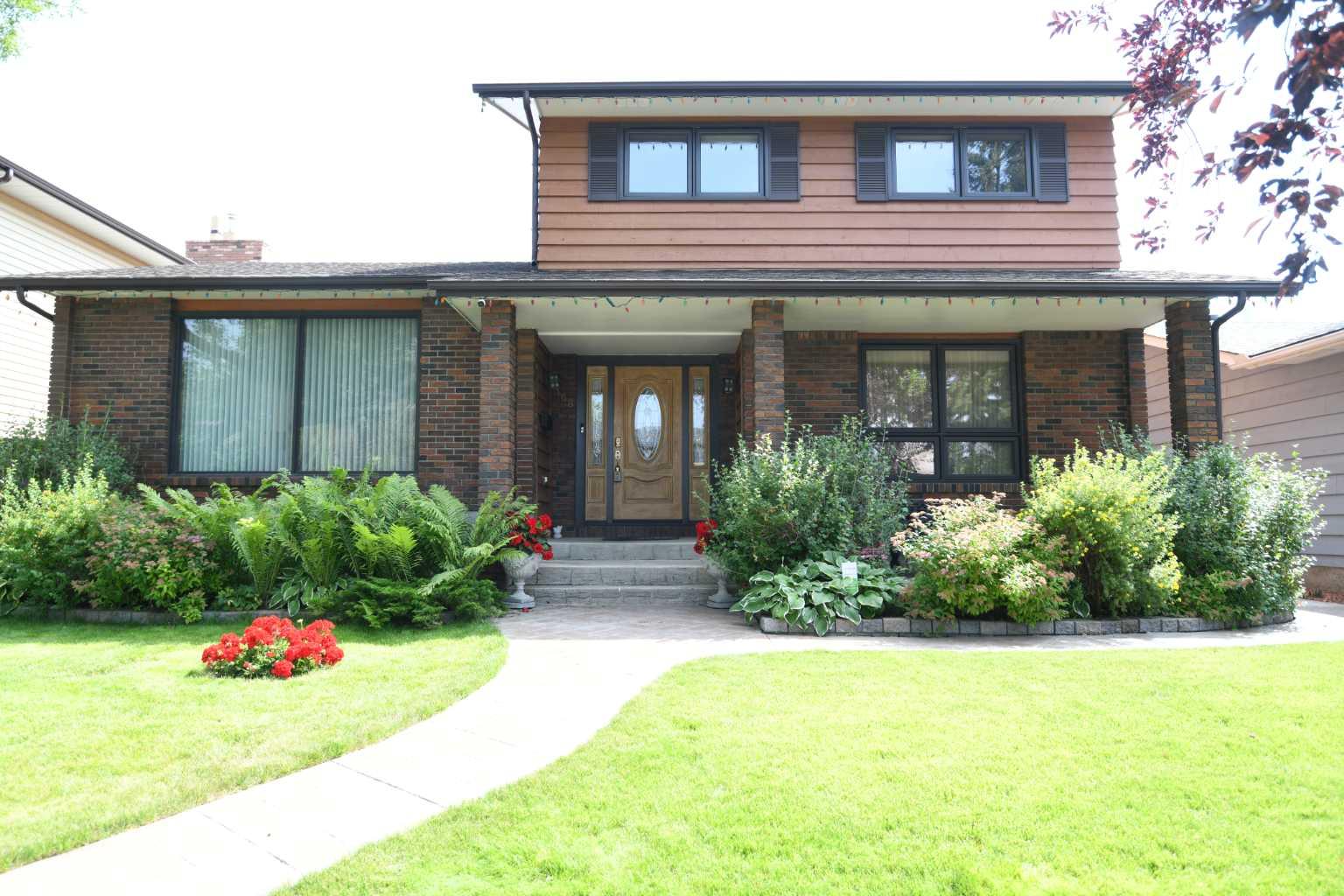 168 Templewood Drive NE