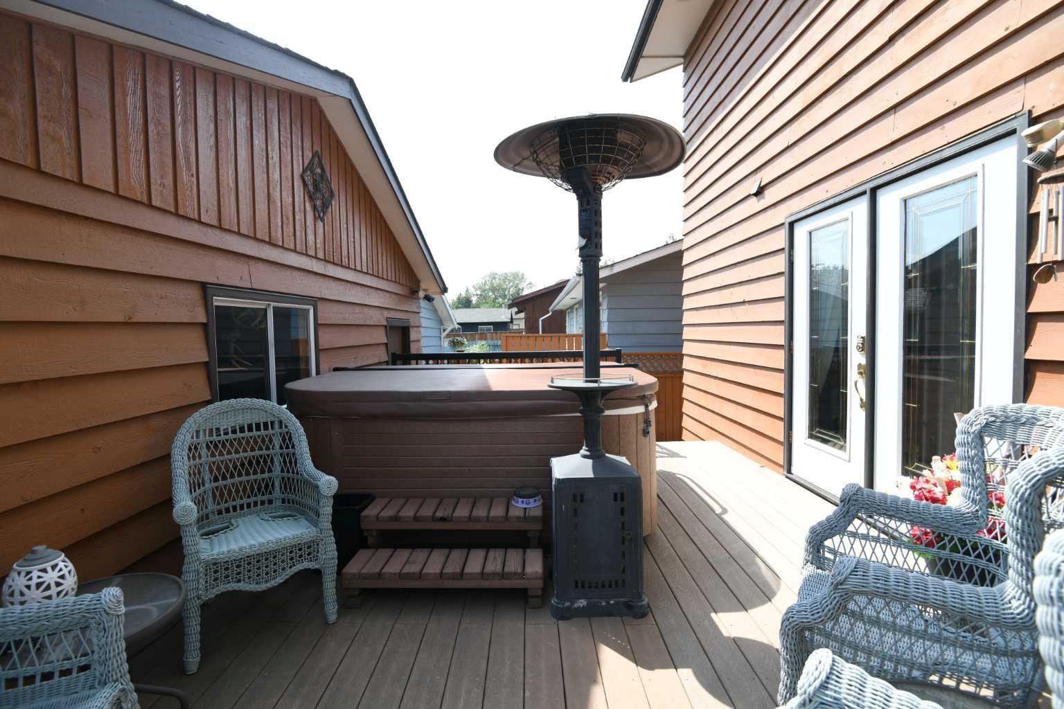 168 Templewood Drive NE
