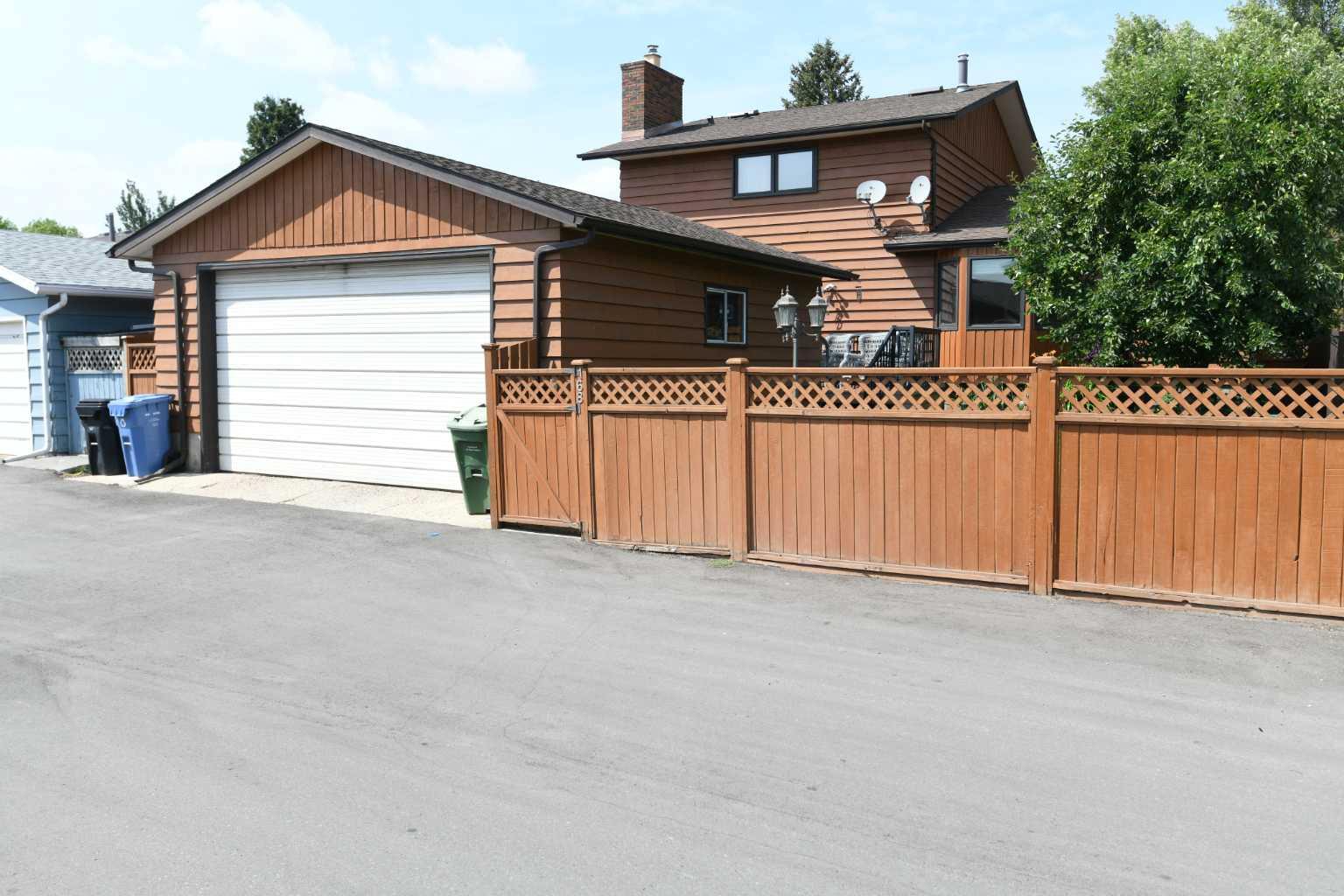 168 Templewood Drive NE