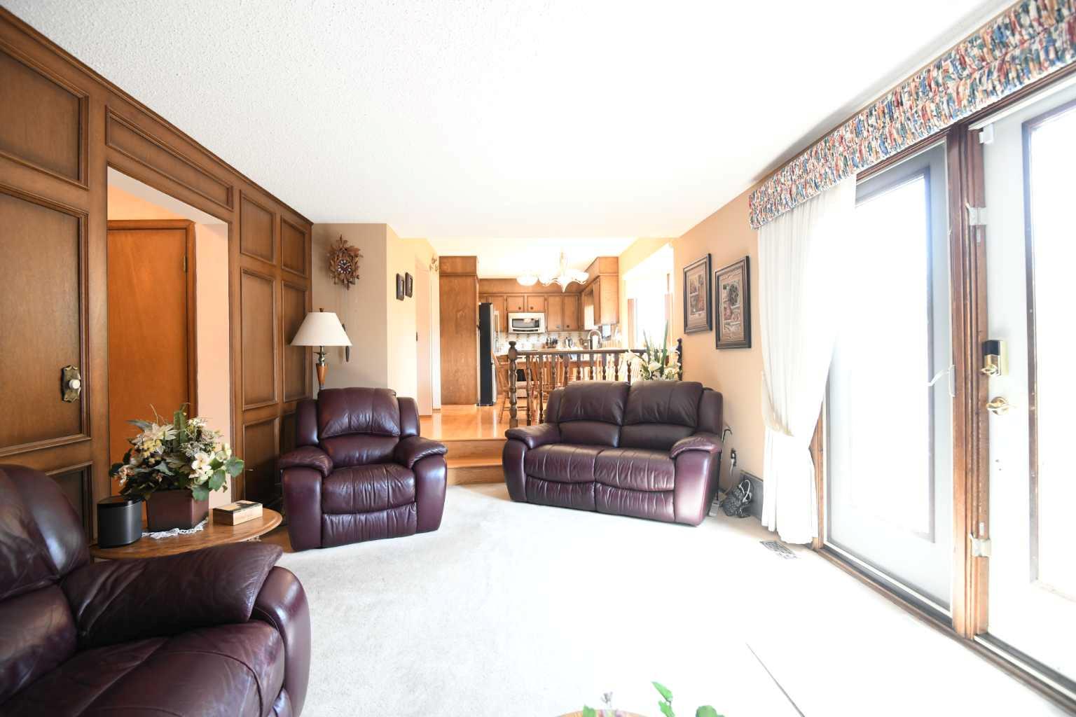 168 Templewood Drive NE
