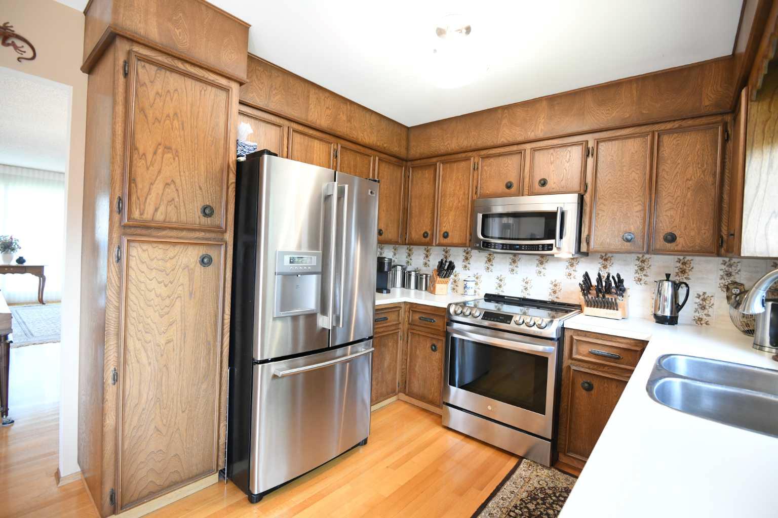 168 Templewood Drive NE