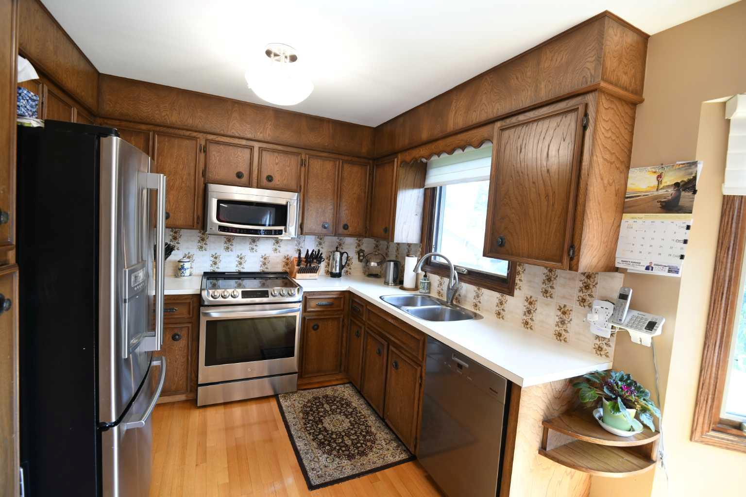 168 Templewood Drive NE