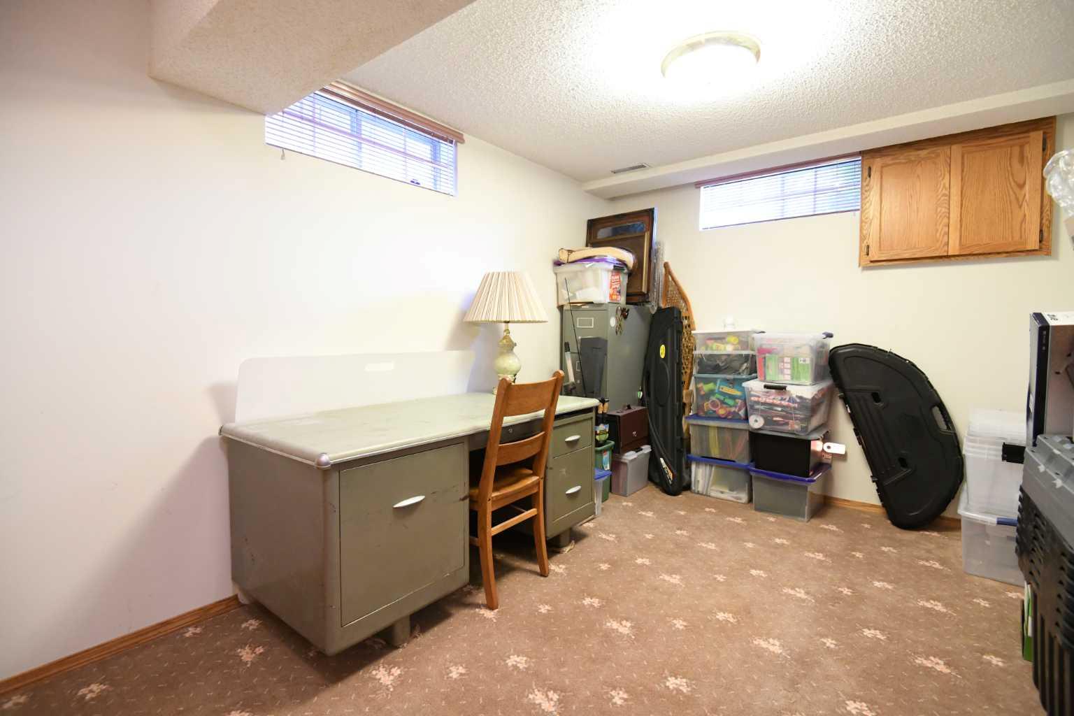 168 Templewood Drive NE